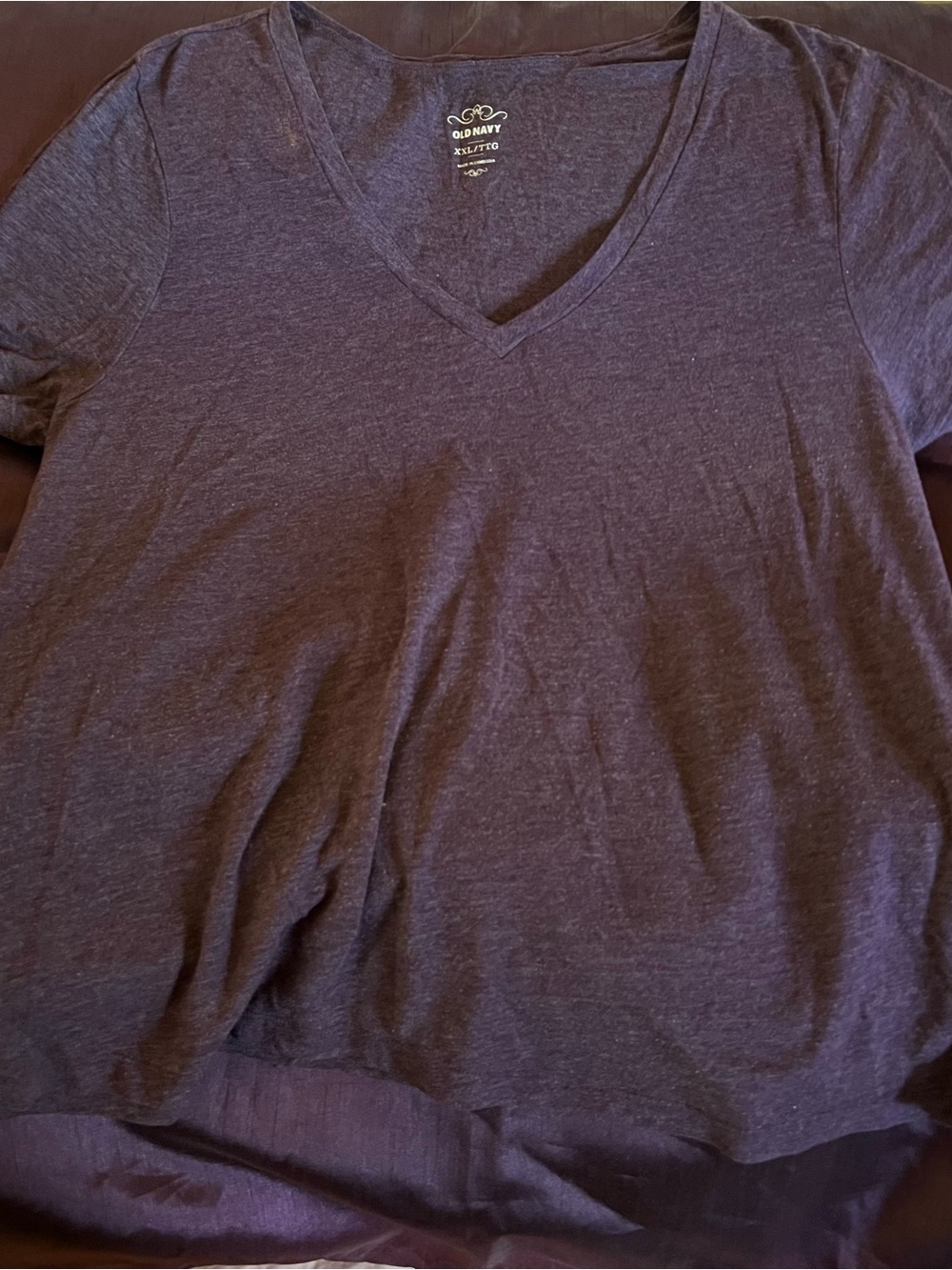 Old Navy V-Neck Tee in Heathered Navy Purple